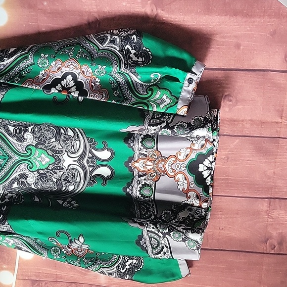 Chico's Paisley Peasant Top Size 2 - Picture 5 of 7